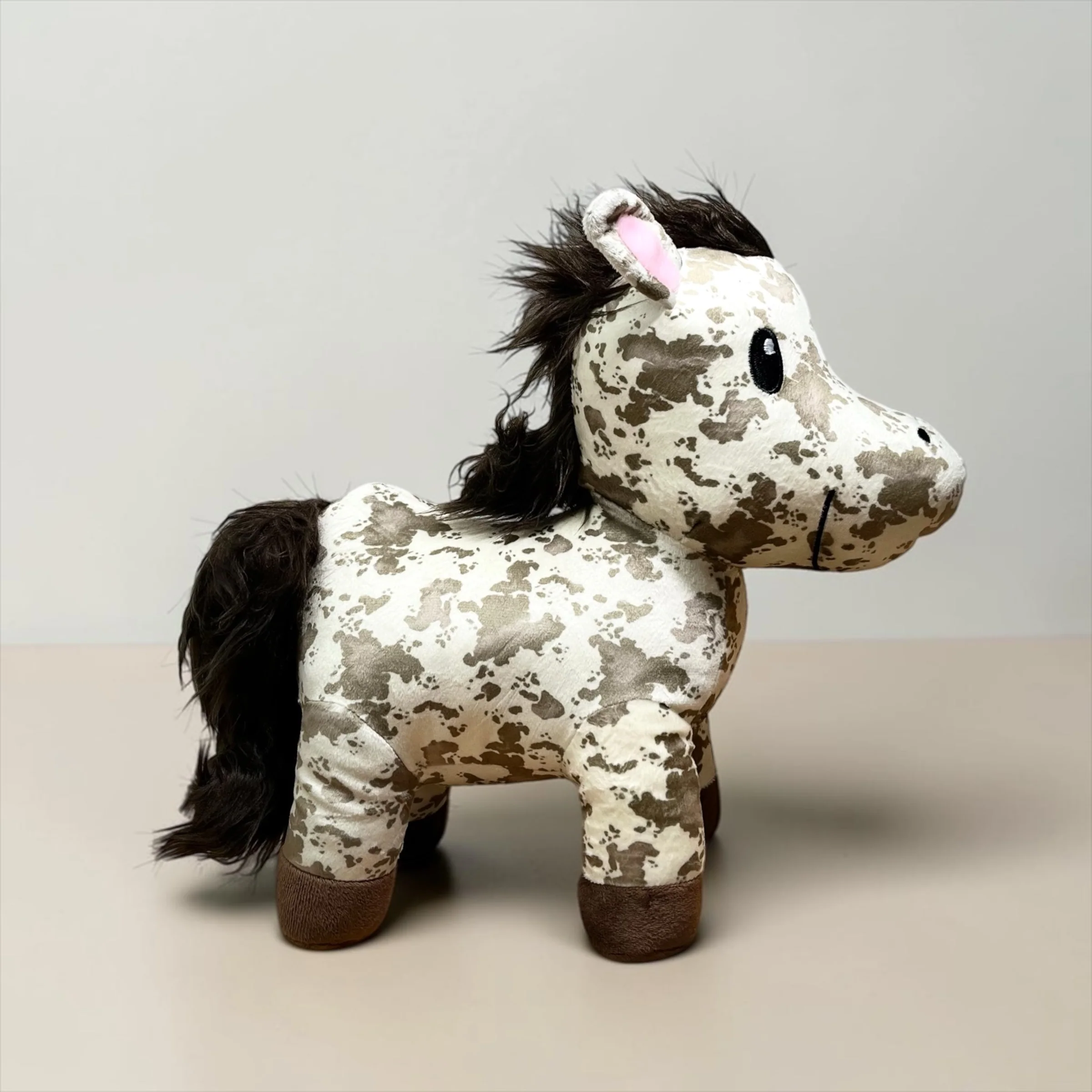 Beige cowprint horse - medium farm pal