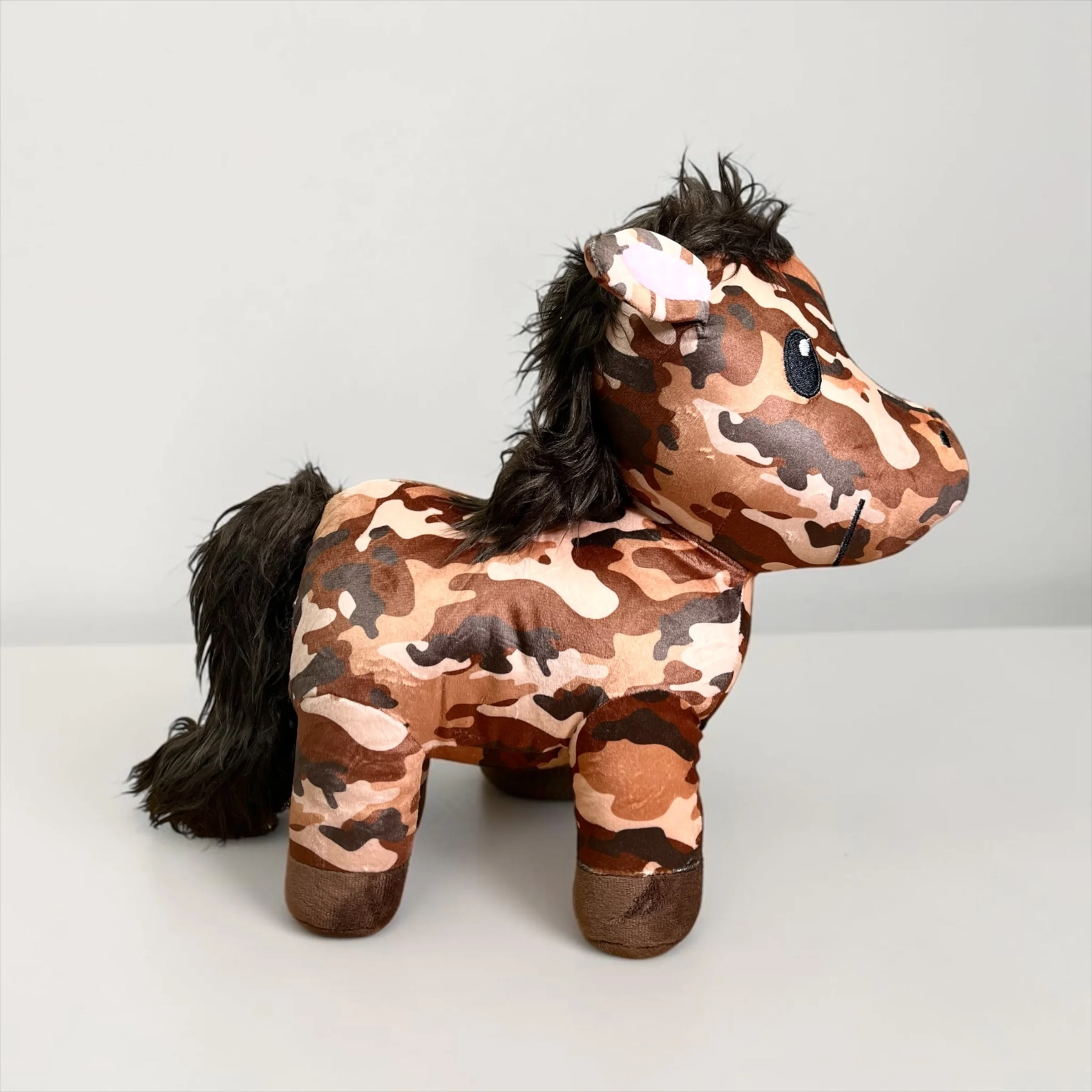 Orange camo horse - medium farm pal