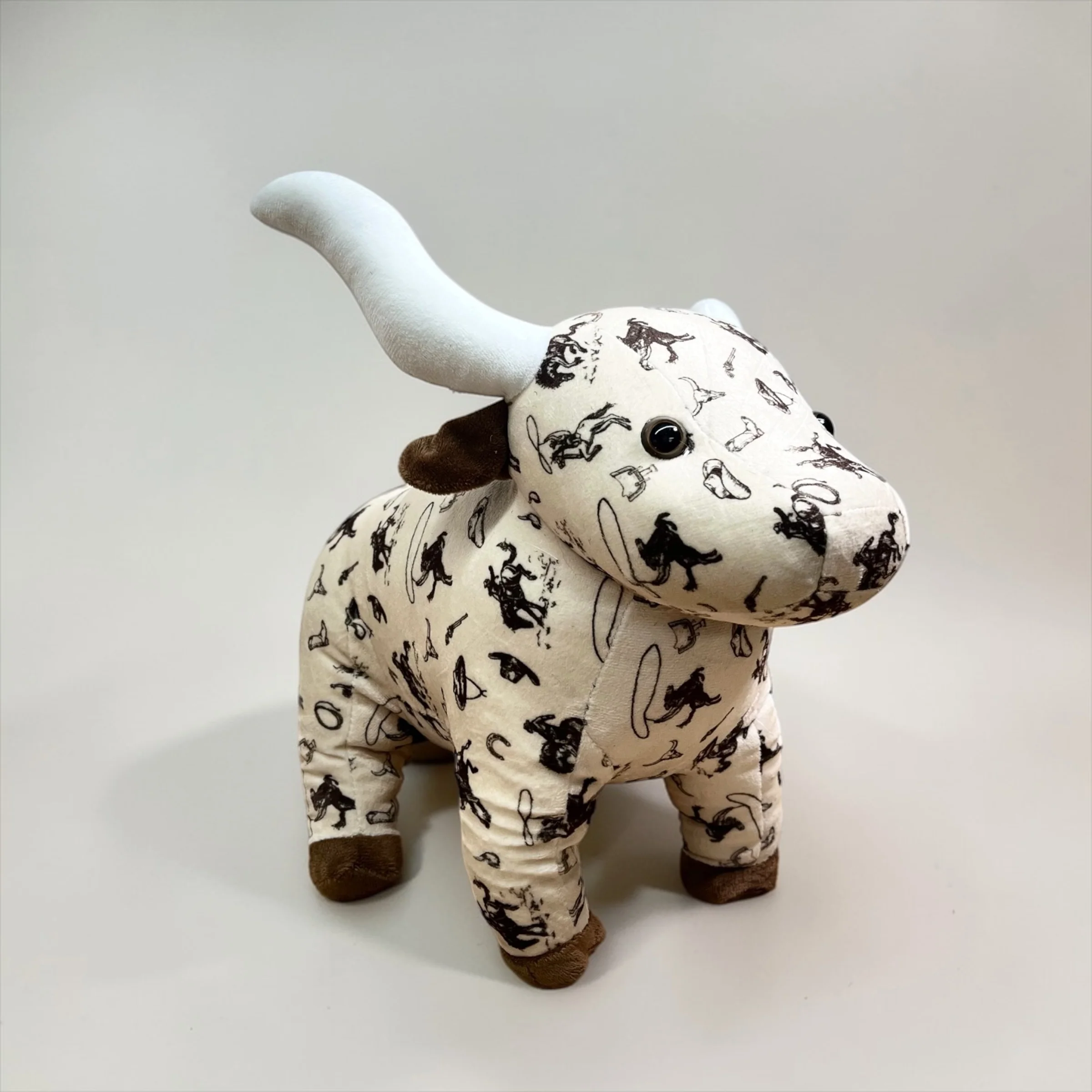 Rodeo longhorn- medium farm pal