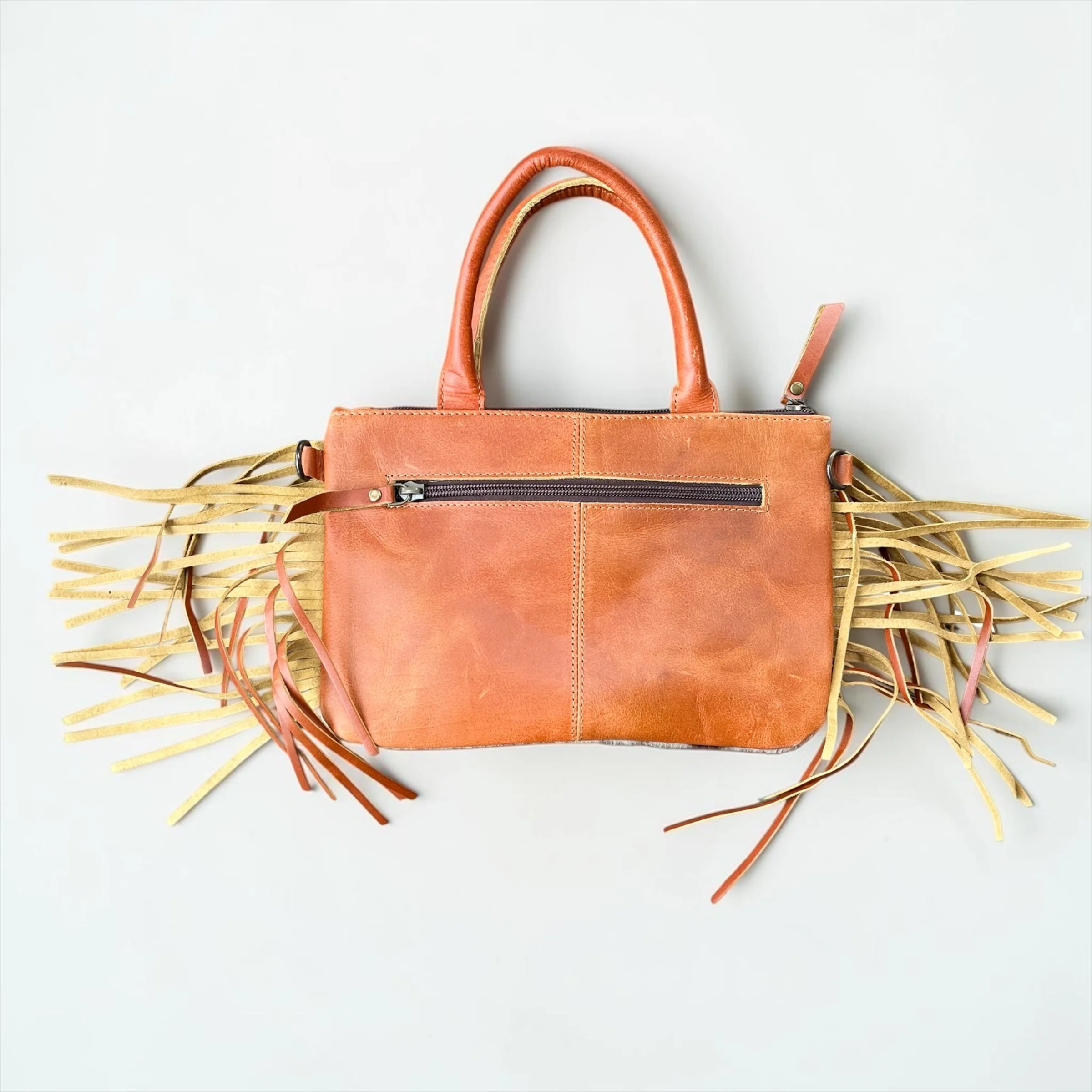 Tan buckle fringe crossbody bag - Image 2