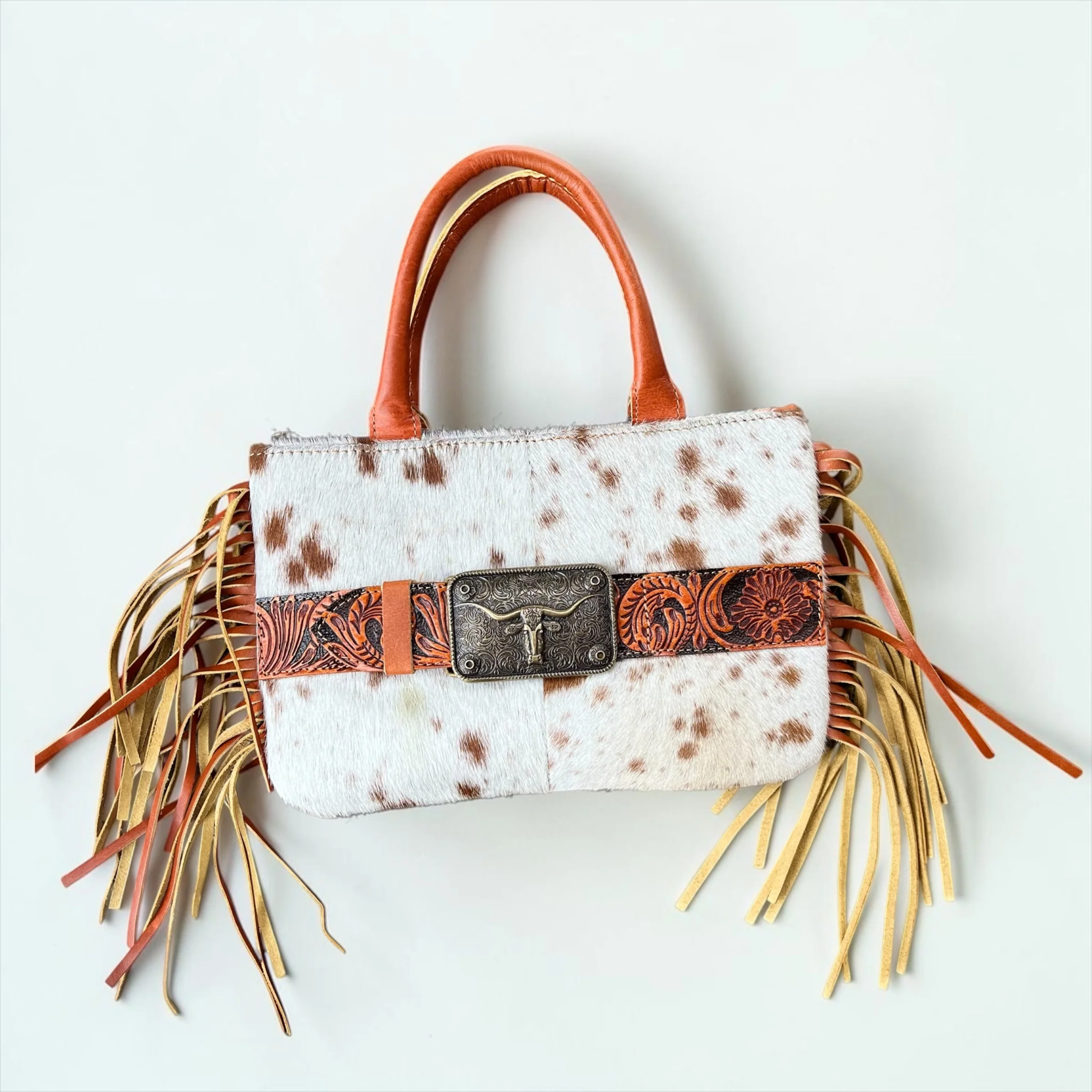Tan buckle fringe crossbody bag - Image 3